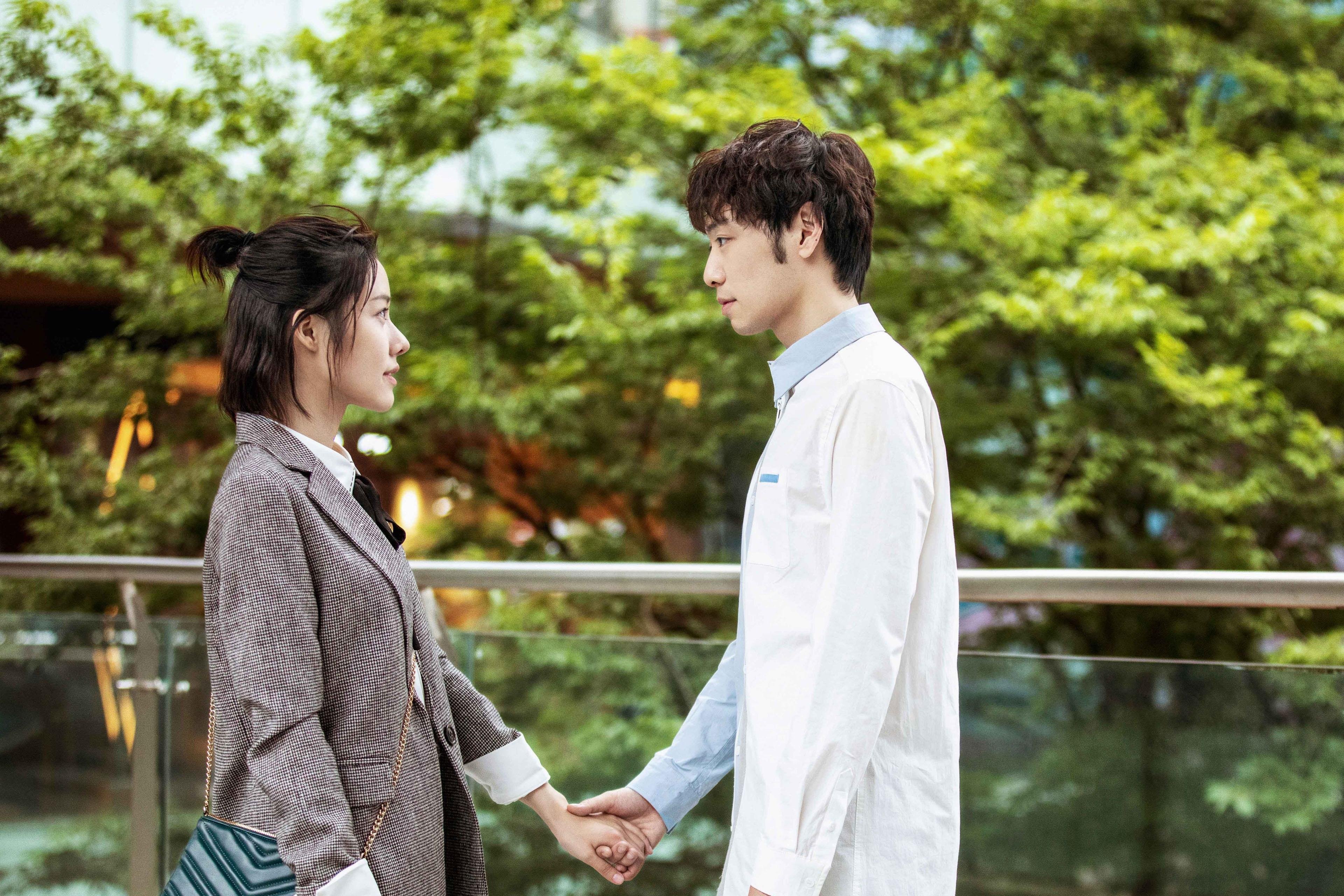 国足主场观众人数创新高，70588人助威，2021年国足主场